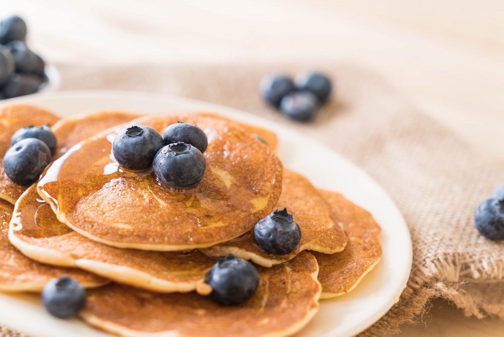 Pancakes protéinés : la recette incontournable pour booster le petit-déjeuner des sportifs
